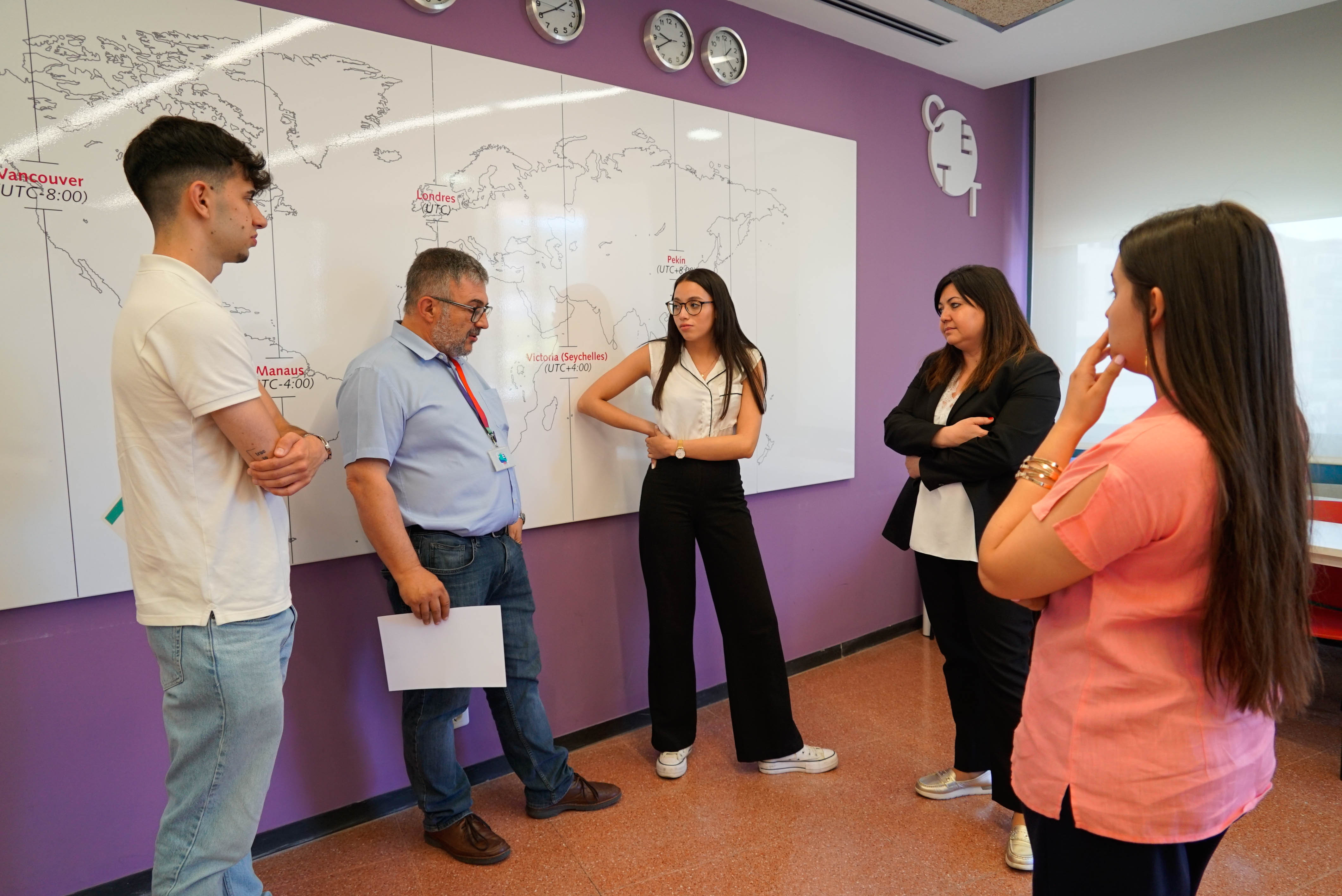 Photography from: "Our inspiration arose from the unique challenges of Barcelona and the opportunity to improve tourism through sustainable practices." | CETT